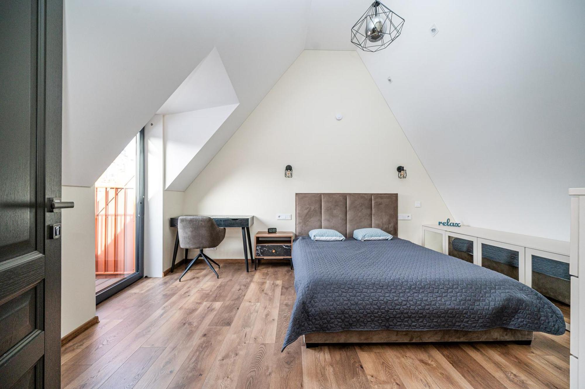 Cozy Central Attic Self Check In 维尔纽斯 外观 照片